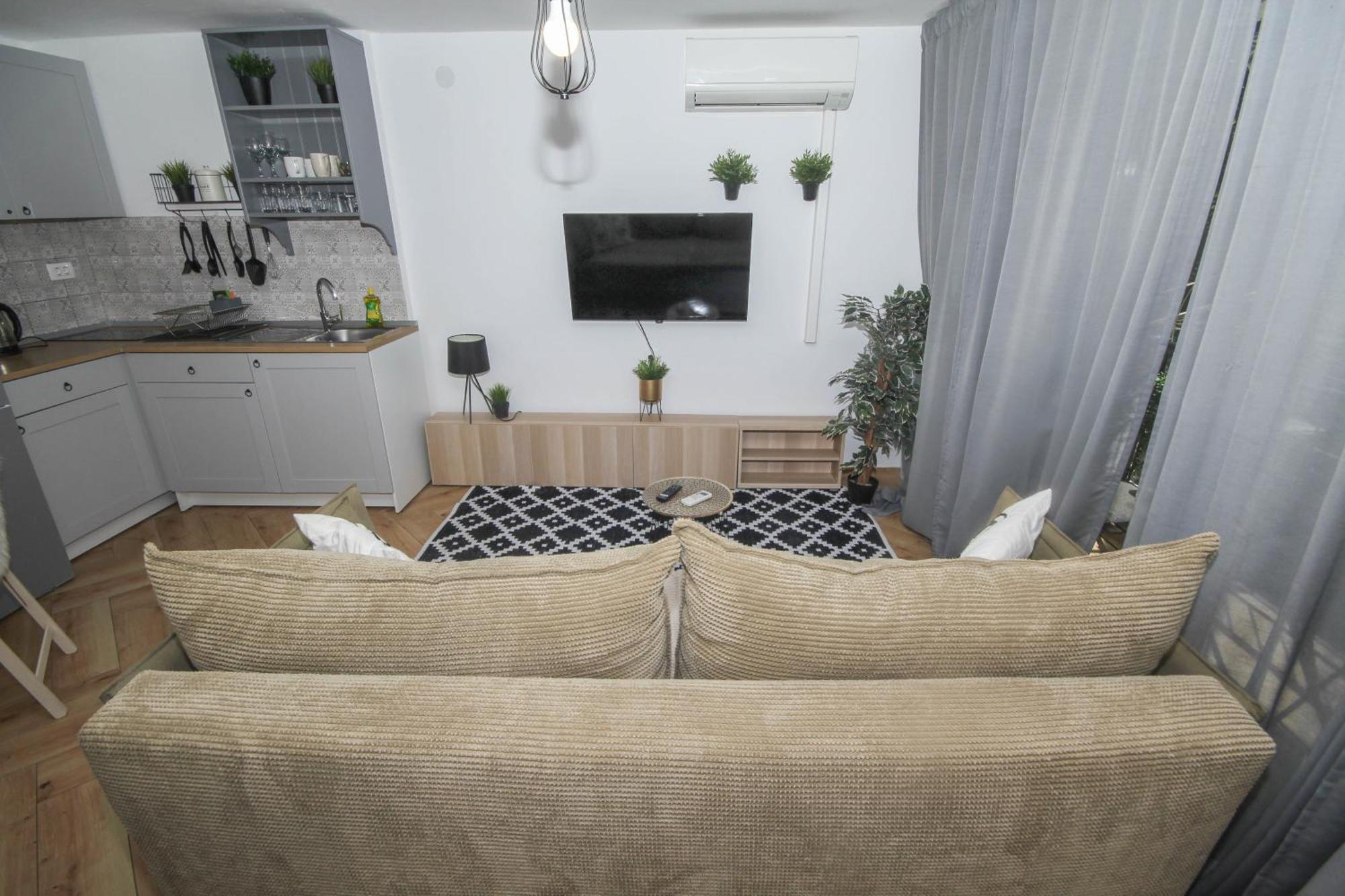 Lola'S Apartment Split Extérieur photo
